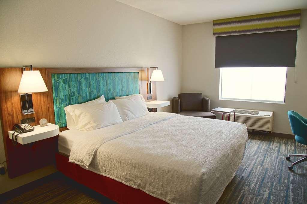 Hampton Inn & Suites Cathedral City Quarto foto